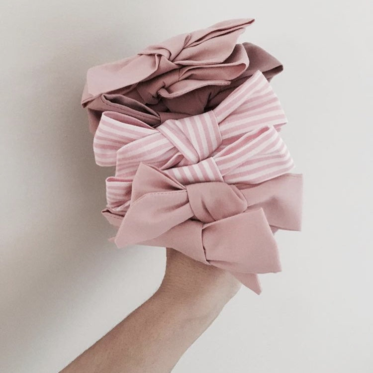 Bow Boho, stripete rosa, 10cm